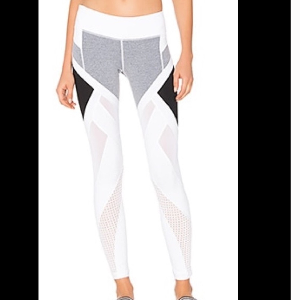 Vimmia Activewear Allegiance Leggingโ